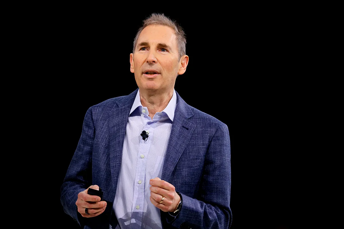 Amazon invertirá al menos 5.000 millones más en Anthropic