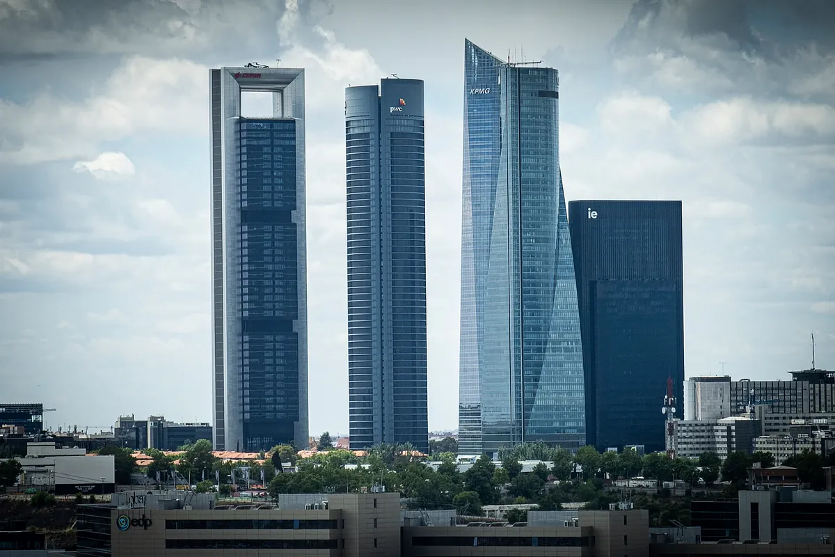 Las 'Big Four' elevan sus ingresos un 8%