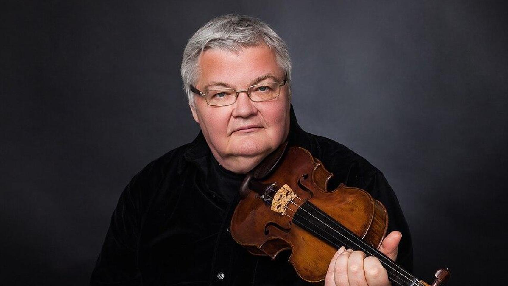 Serguéi Stadler, director de la Orquesta de San Petersburgo, muere a los 63 años en un vuelo a Estambul