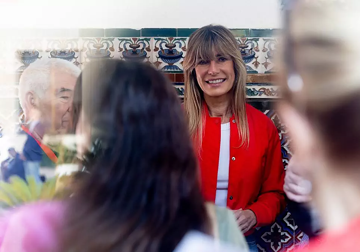 Las acusaciones piden la testifical de Sánchez y Bolaños en el juicio del 'caso Begoña'