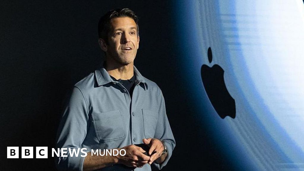 Quién es John Ternus, el ingeniero que será el nuevo CEO de Apple (y qué significa para el futuro de la empresa)