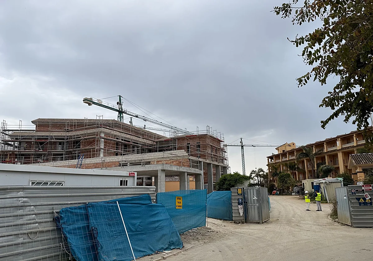 Marbella da luz verde a la reforma de dos emblemáticos hoteles con 17,69 millones de inversión