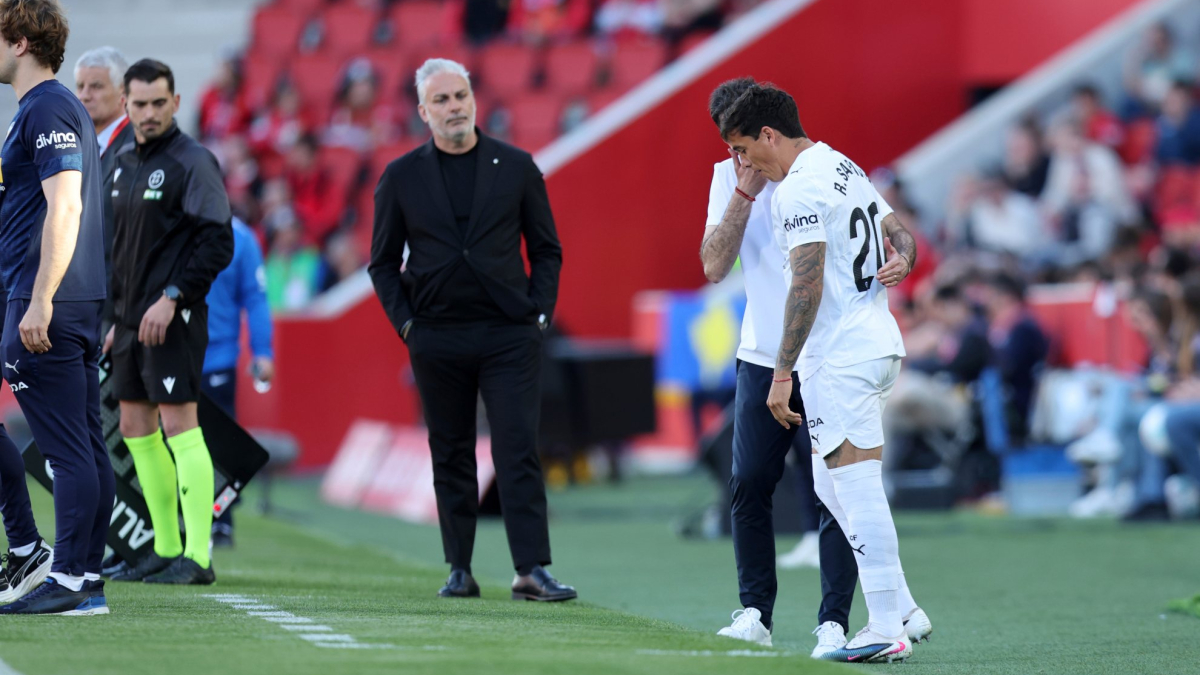 Renzo Saravia se quita el óxido del banquillo: “Tengo muchísimo más para dar”