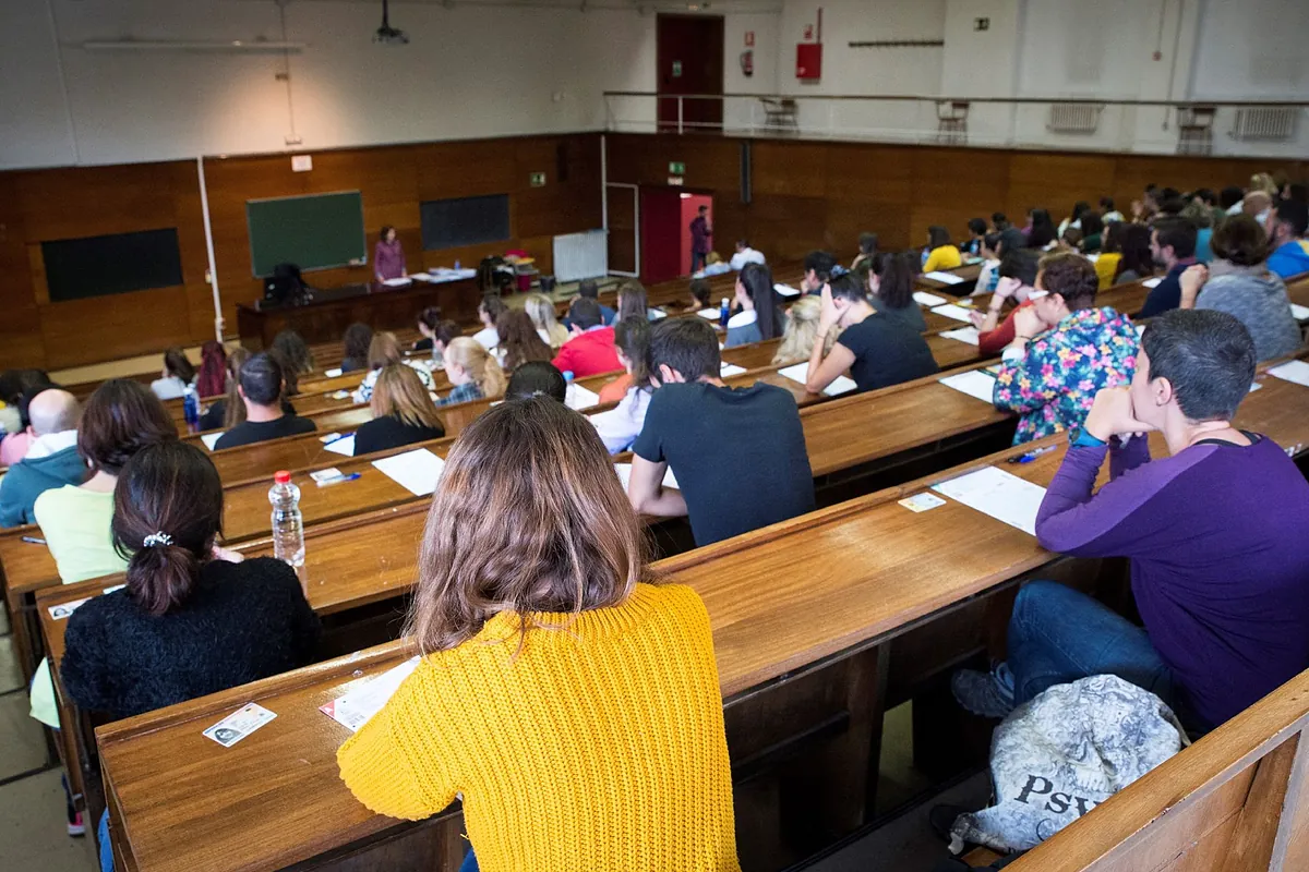 El Gobierno ultima la OPE de 2026 y sacará en dos meses las convocatorias para personal laboral de 2023 y 2024