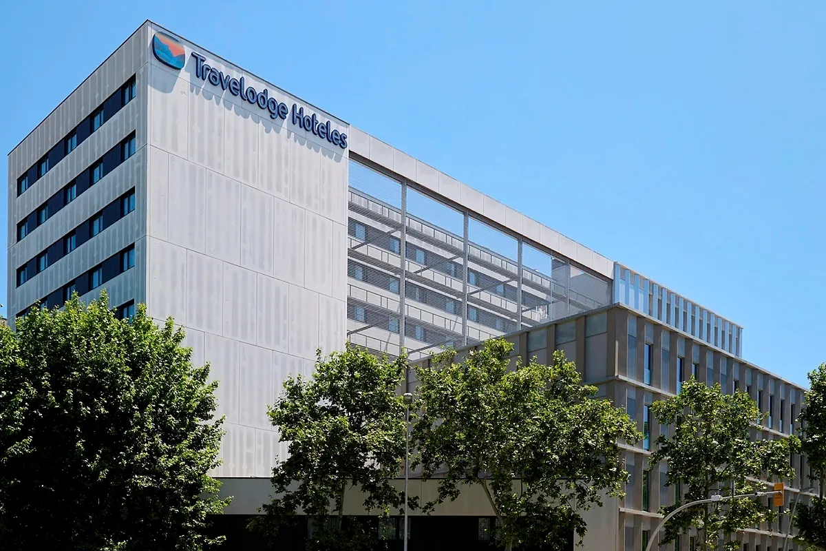 La británica M&G crece en España e irrumpe en hotelero