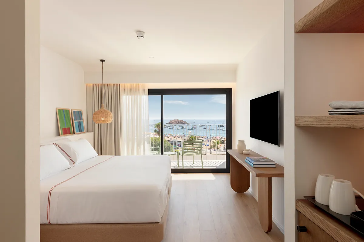 Playa, relax y diseño en la Costa Brava