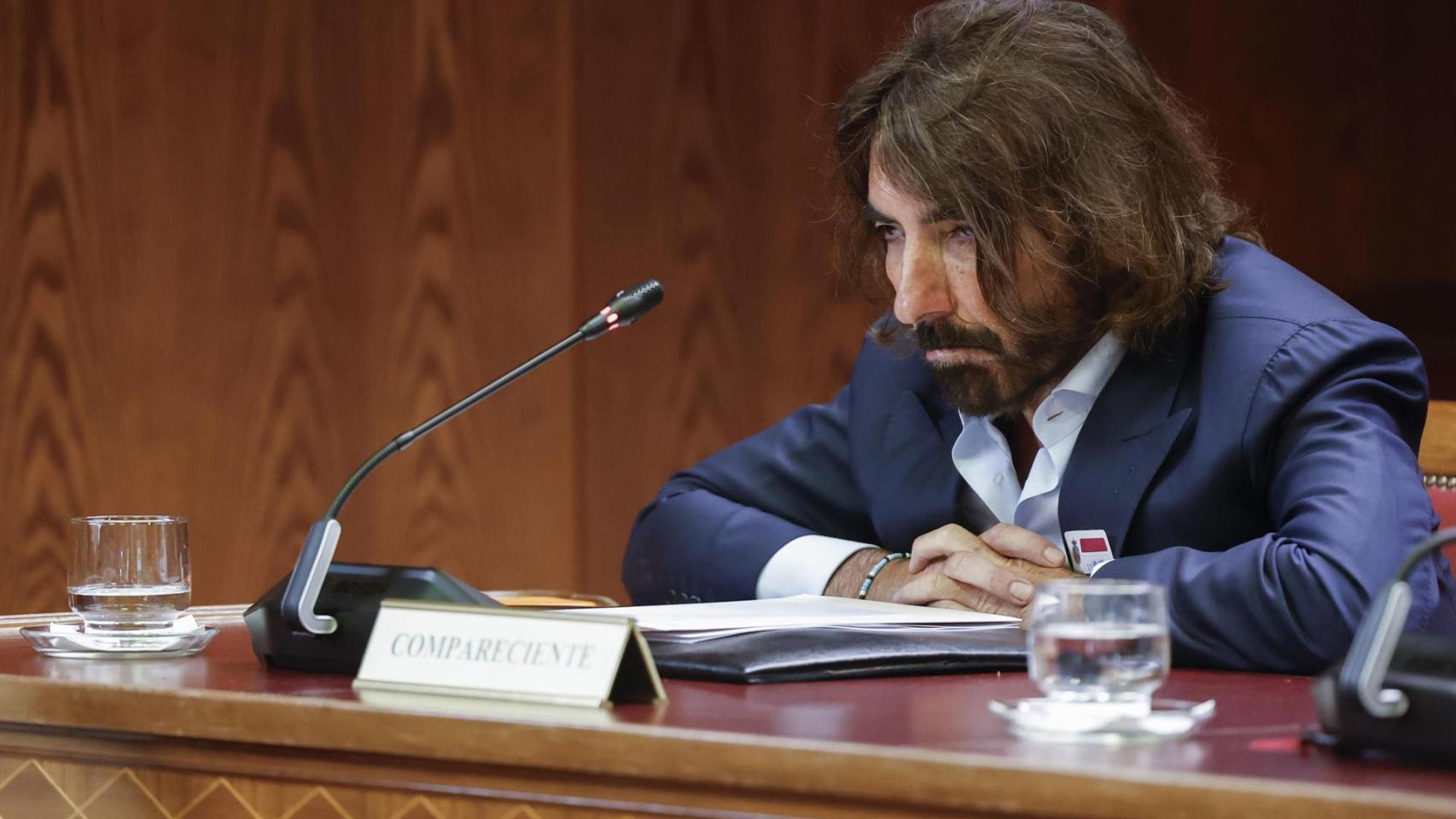 Hidalgo se niega a aclarar en el Senado si contrató a Zapatero y el PP le acusa de mentir al juez sobre sus reuniones con Ábalos