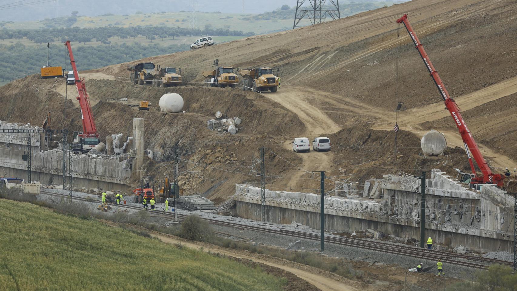 Fin al calvario del autobús: vuelve el AVE directo Málaga-Madrid, pero en condiciones precarias hasta final de año