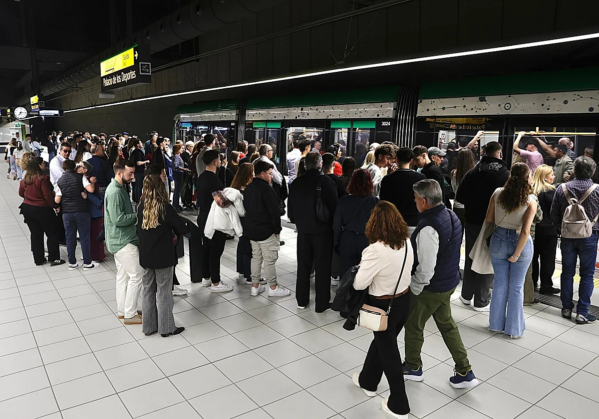 Los trabajadores del metro de Málaga aceptan el acuerdo y ponen fin a las protestas