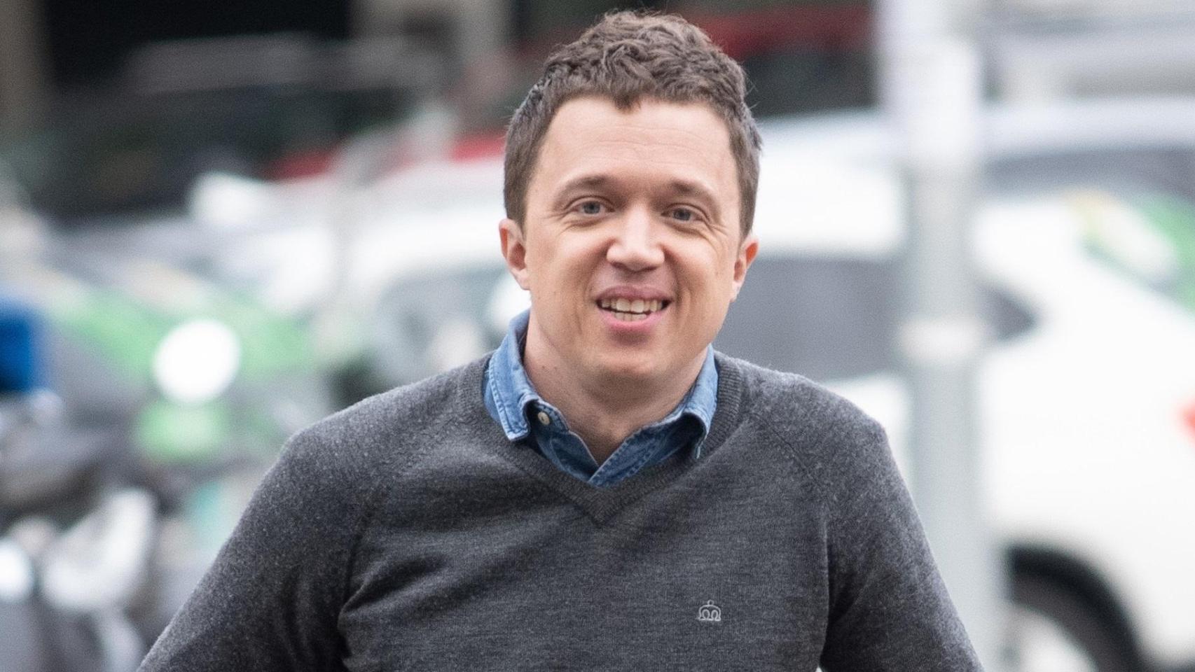 El juez pide un examen pericial de Mouliaá tras darle plantón otra vez y un testigo niega que Errejón le coaccionara