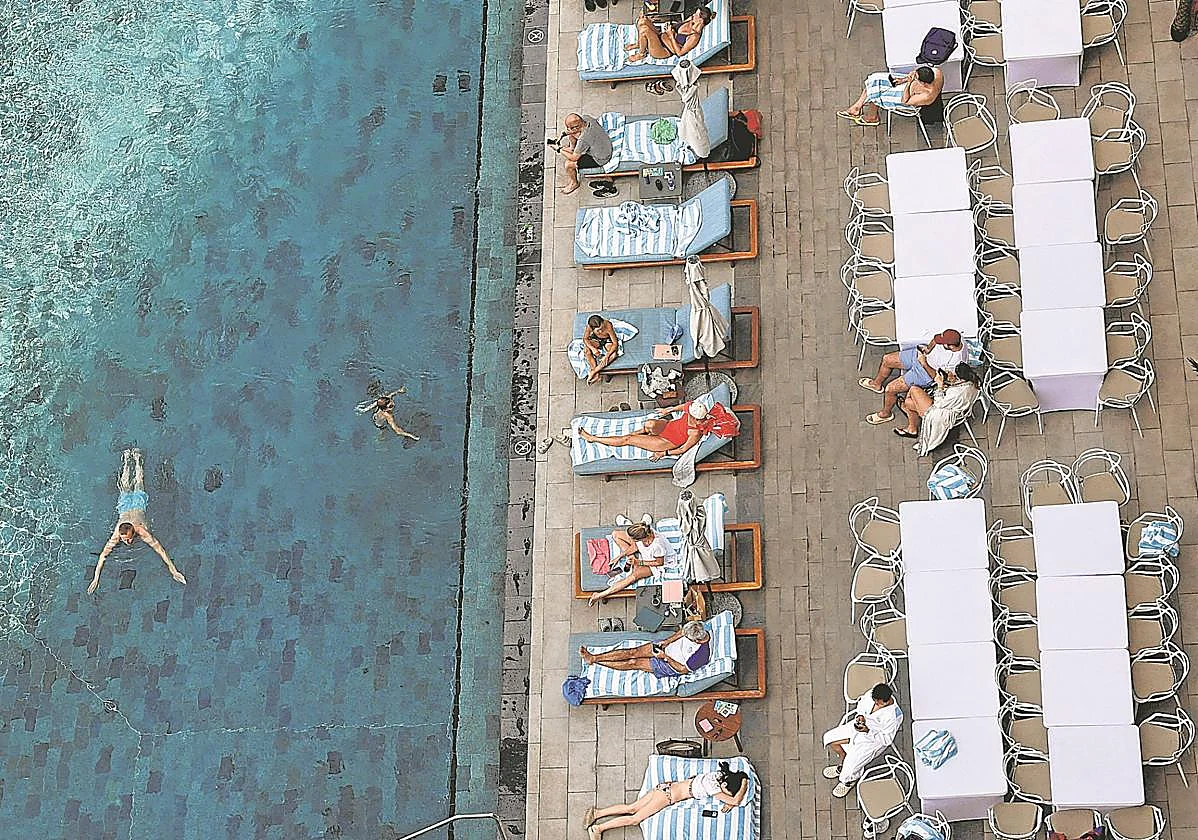 ¿Soportará España el aluvión de turistas que provocará la guerra?