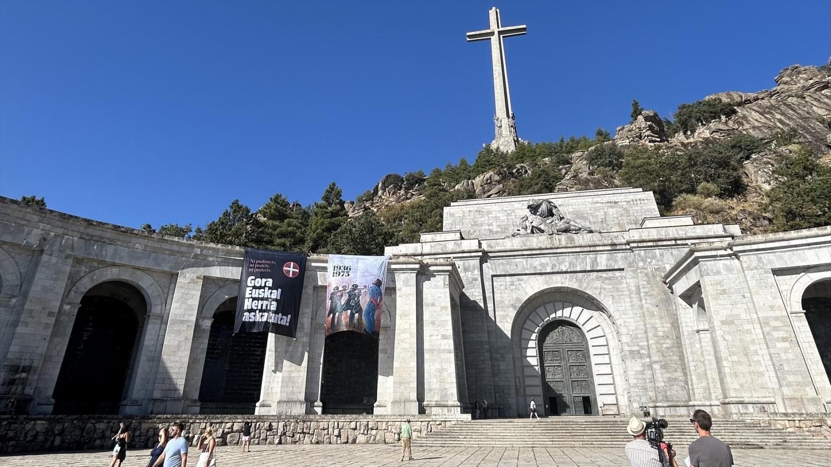 El PSOE quiere que los alumnos de Secundaria visiten el Valle de los Caídos para inmunizarse frente a "proyectos autoritarios"