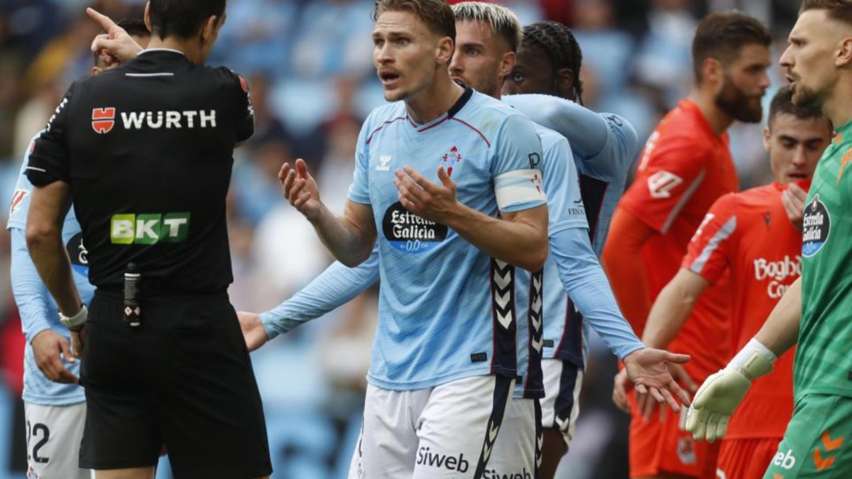 Starfelt acudirá a un especialista de la espalda y podría decir adiós a la temporada