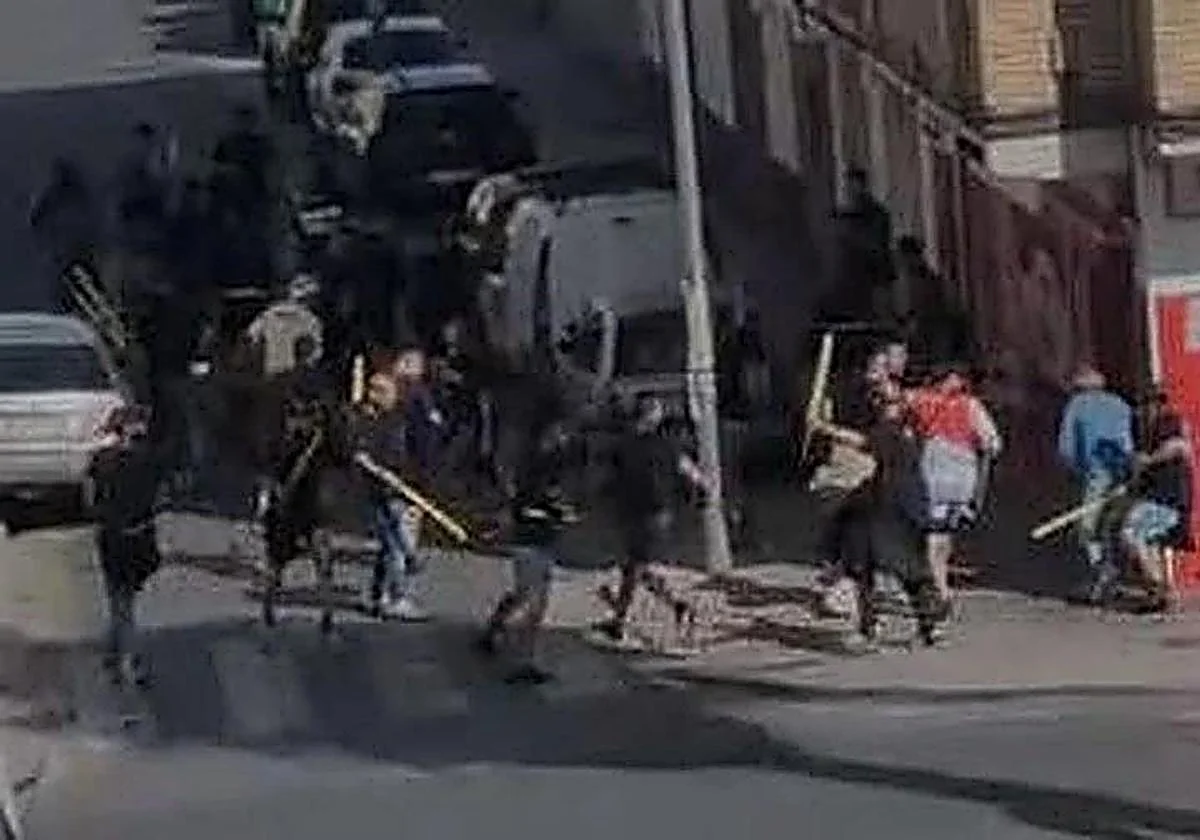 Detenidos 57 ultras por una violenta pelea previa a un partido de fútbol en Granada