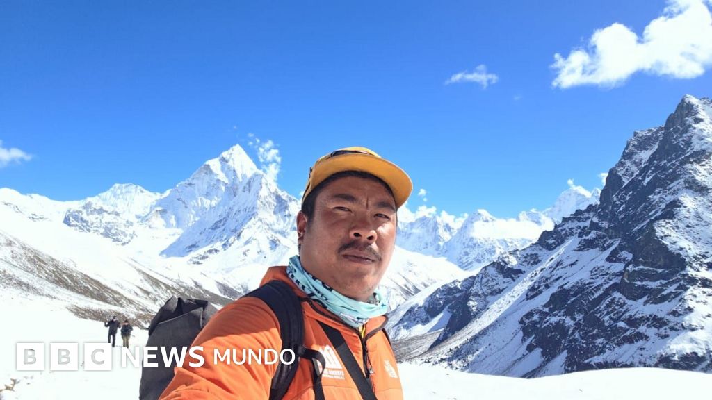 Cómo el abandono de un sistema de alerta de inundaciones en el Everest está poniendo a miles de personas en riesgo