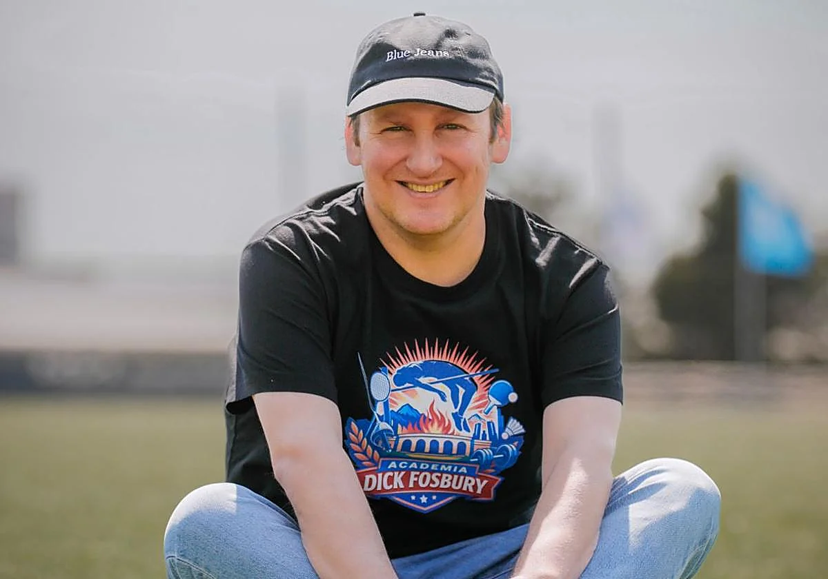 «Me preguntan si voy a dar el salto a la literatura adulta»