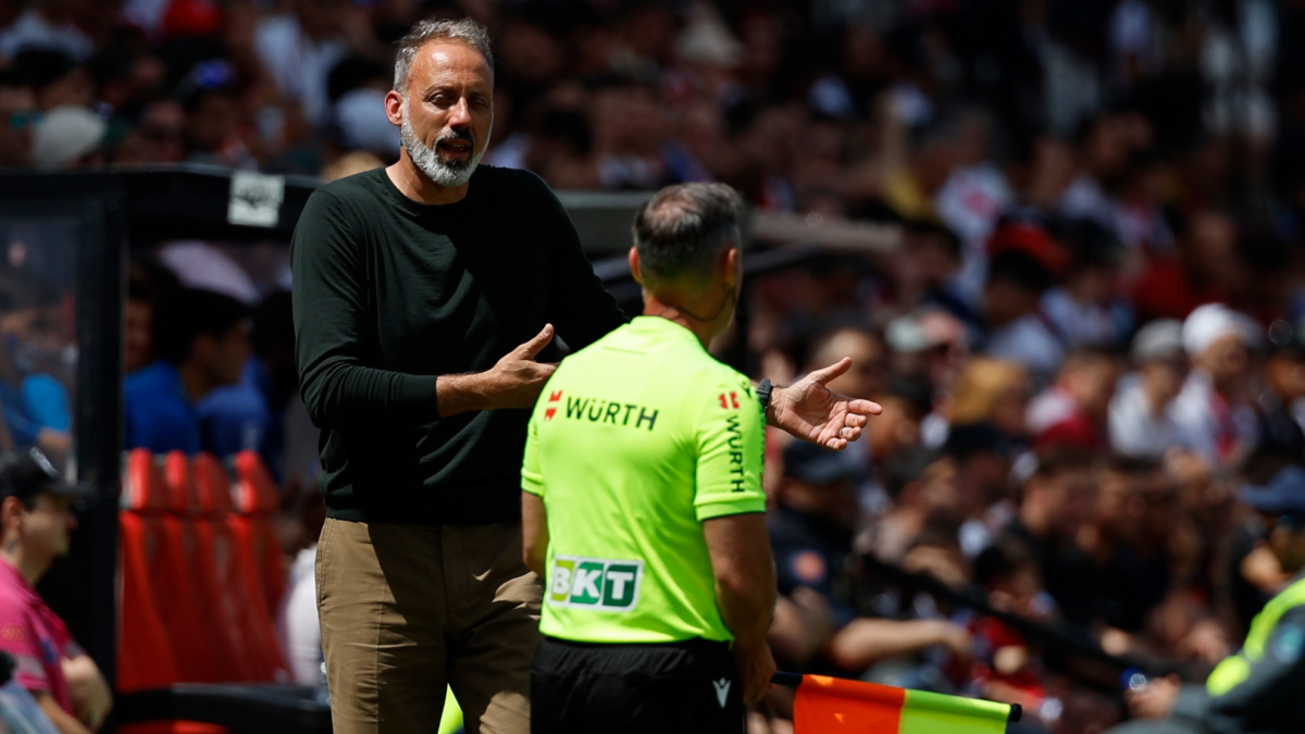 Matarazzo: "No me voy contento con el empate, creo que el árbitro acertó"