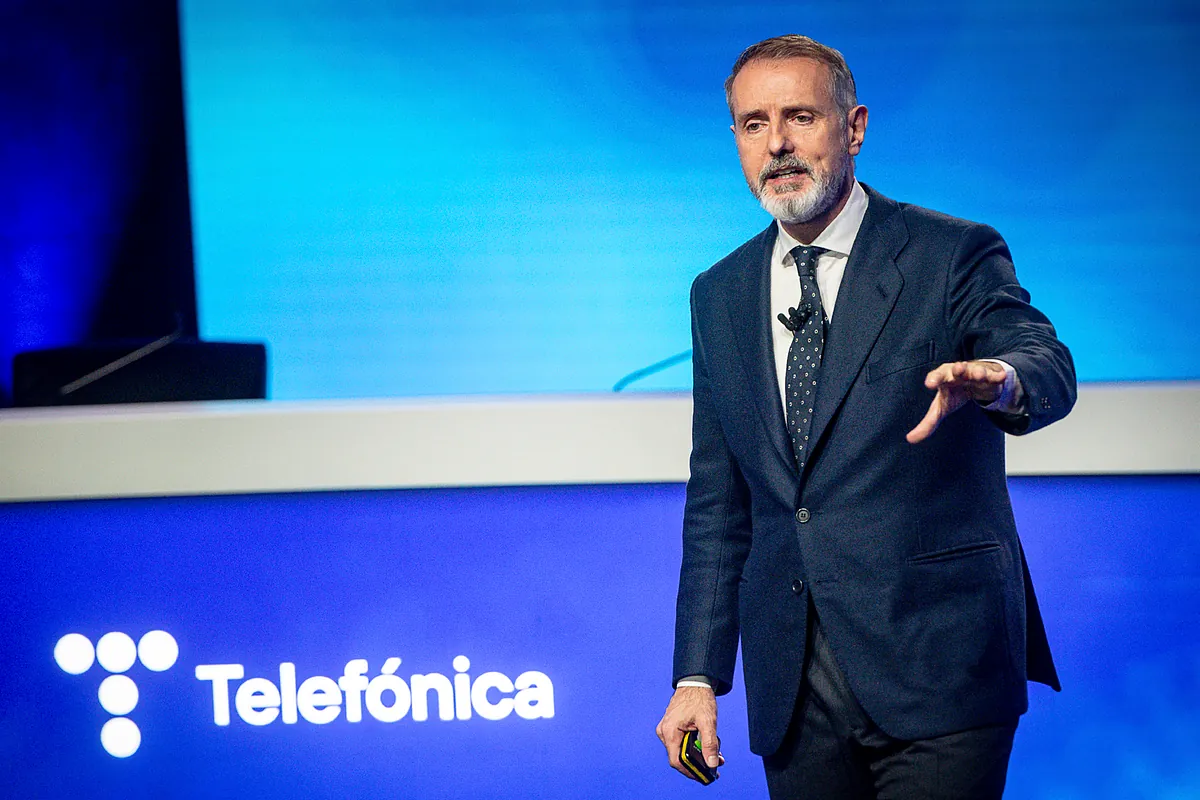 Telefónica rebaja a 4.554 bajas el alcance total del ERE y roza el acuerdo con los sindicatos