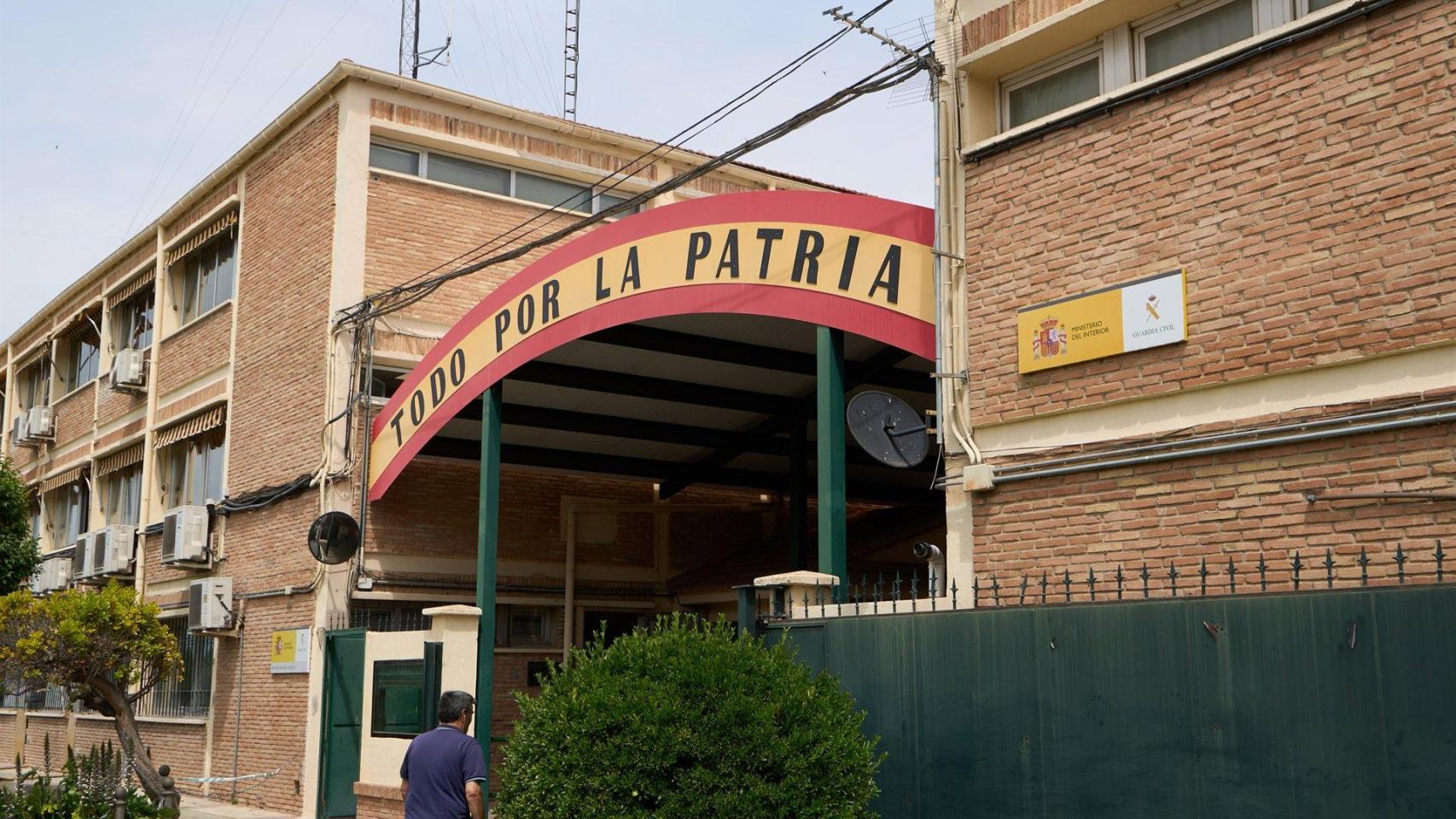 Apuntalan un edificio de oficinas del cuartel de la Guardia Civil de Toledo para evitar posibles derrumbes