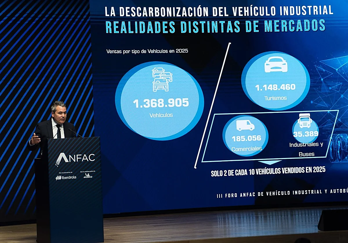 Recasens urge a reindustrializar el país a través del vehículo pesado
