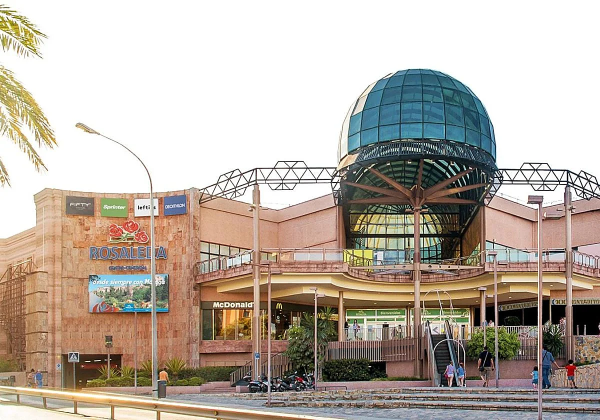 CC Rosaleda y el Distrito Palma-Palmilla ponen en valor asociaciones de mayores