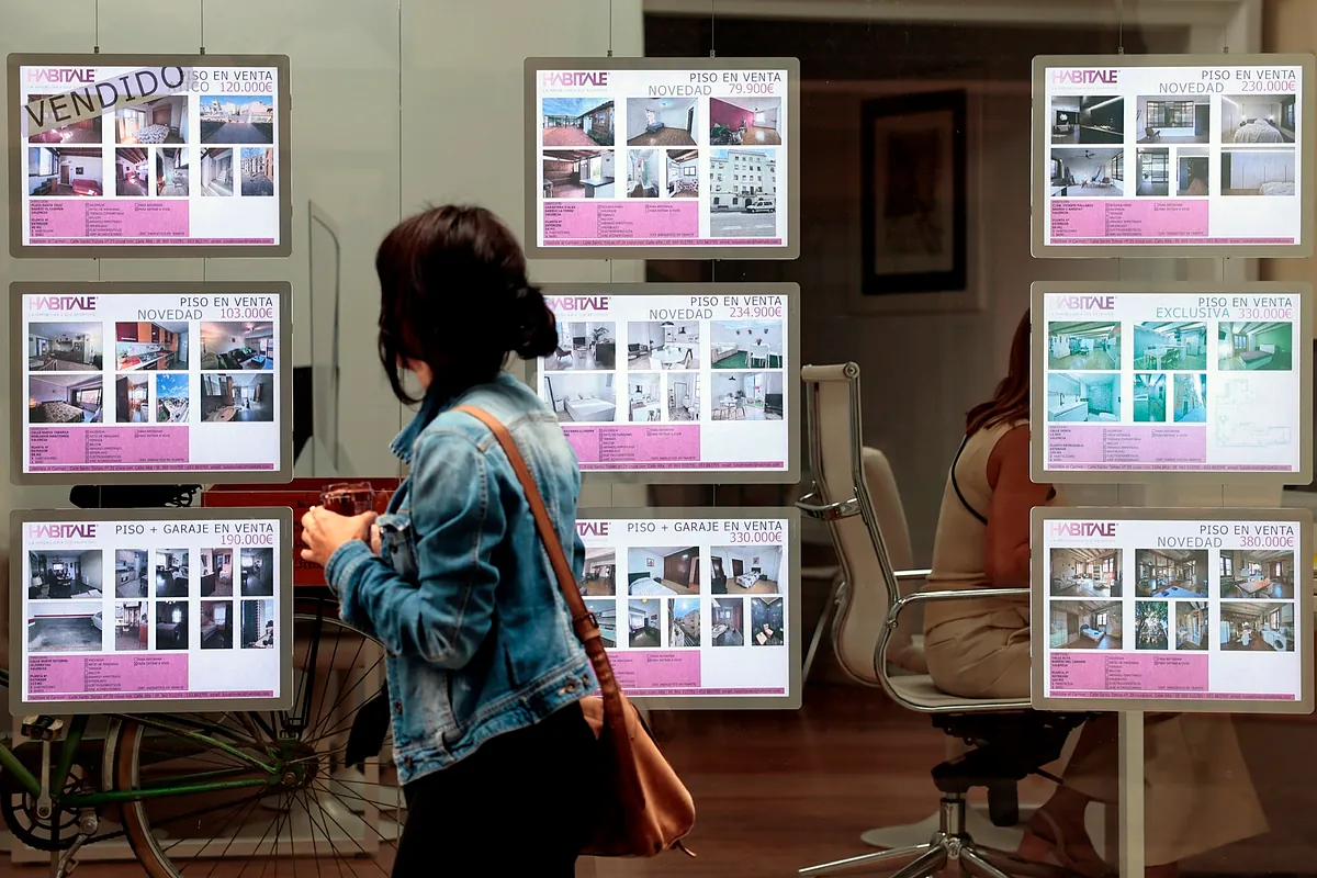 Casi la mitad de jóvenes de 26 a 34 años convive con sus padres por no poder acceder a la vivienda