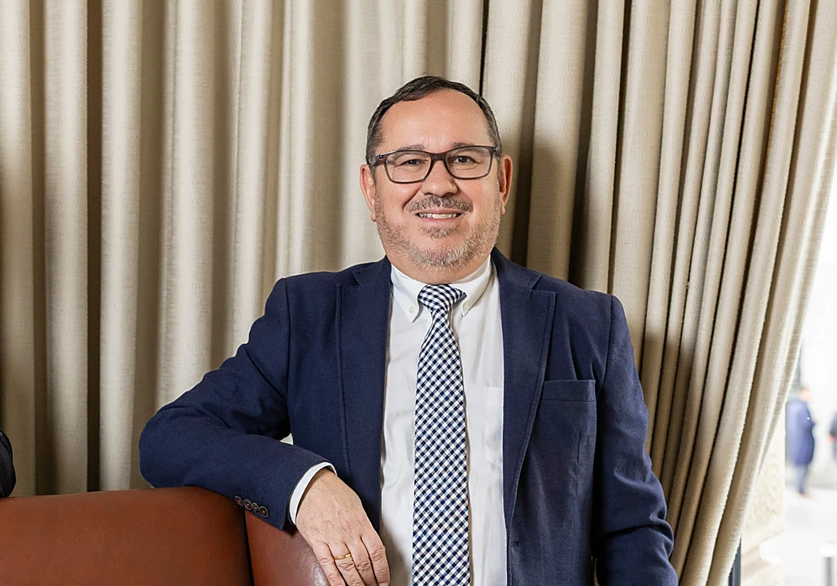 Zairon nombra a Lorenzo Marín Pascal Product Marketing Manager