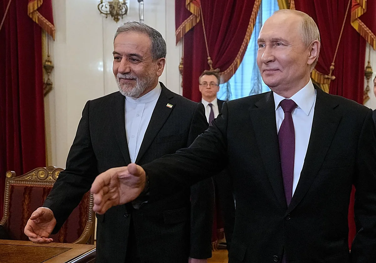 Rusia recibe al canciller iraní para mostrar su apoyo a Teherán