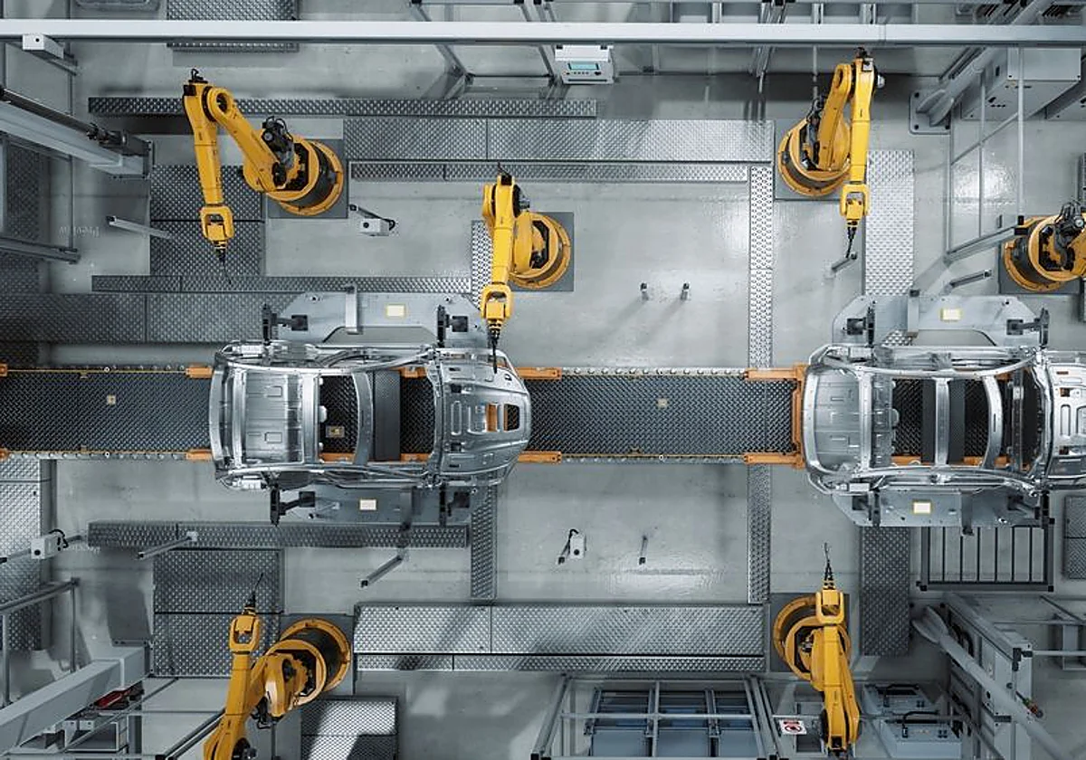 La fabricación de coches cae cerca de un 5% respecto al año pasado