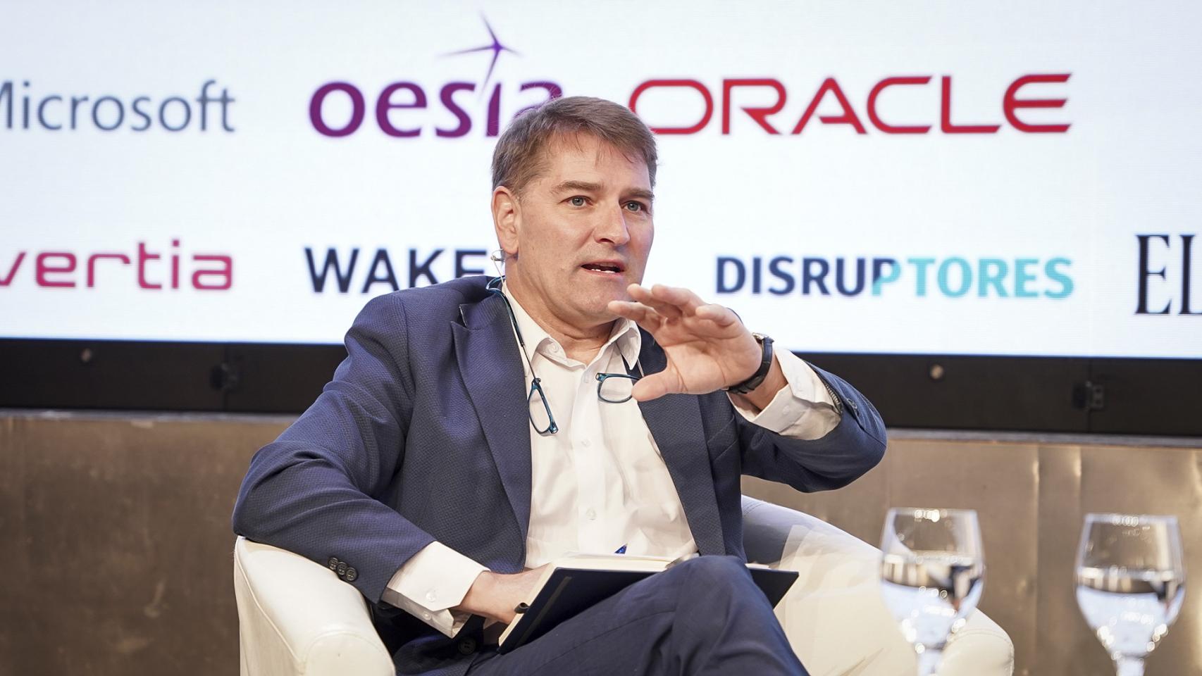 Manuel de la Rocha planta a la comisión de seguridad del Congreso donde debía explicar el asalto de Moncloa a Indra