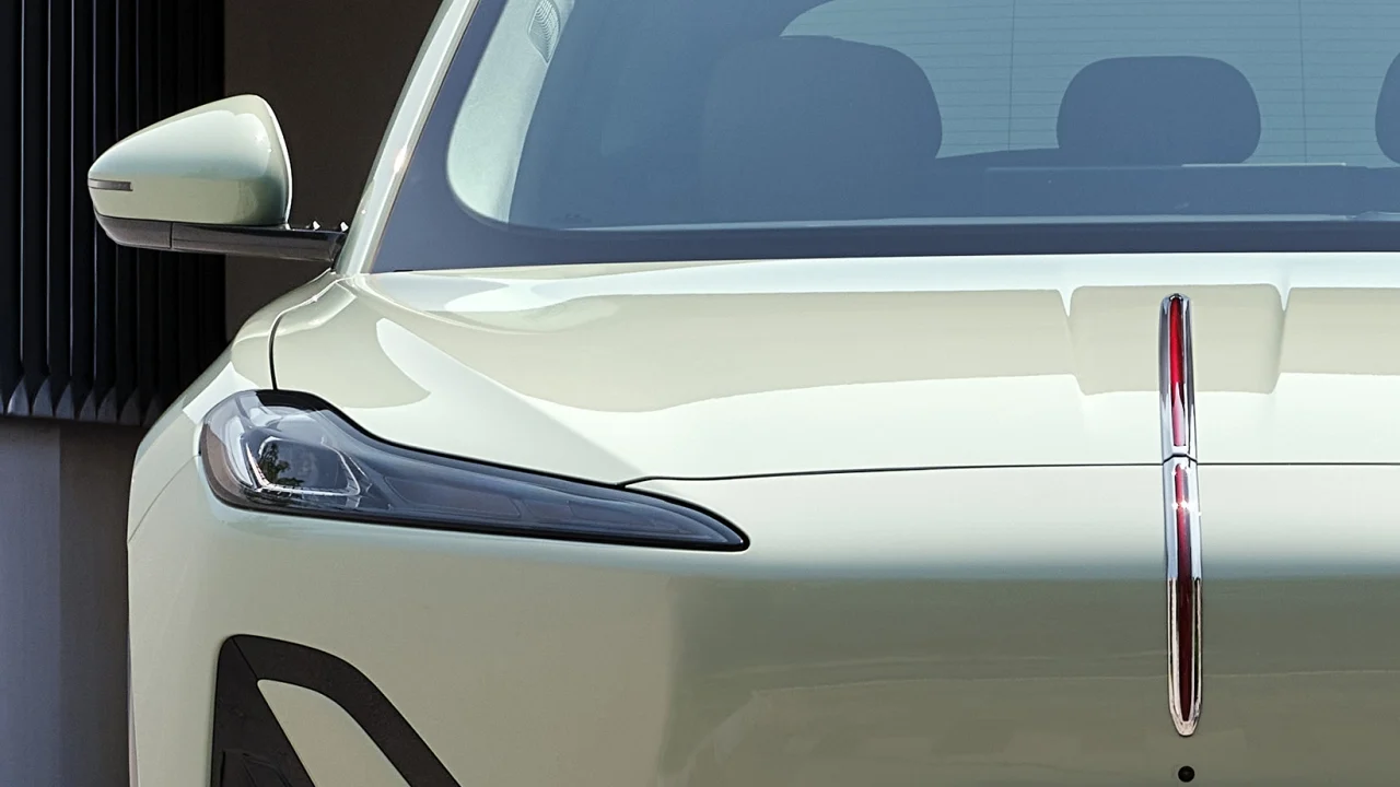 Hongqi elige España para fabricar sus coches de lujo, la marca favorita de Mao Zedong llevará el sello de Zaragoza