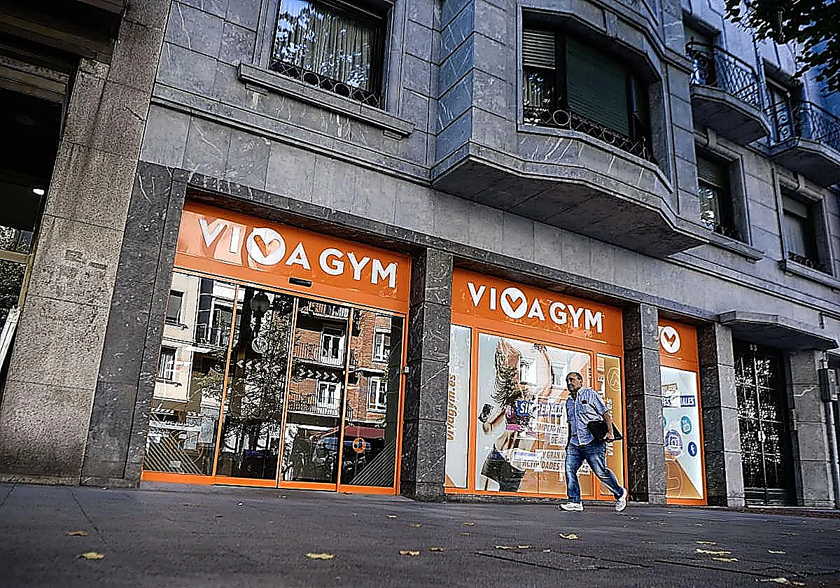 Malaga-based VivaGym takes over rival Synergym and creates fitness giant with more than 450 centes in Spain