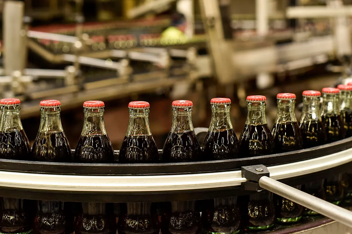 Coca-Cola EP eleva un 6,5% sus ingresos en Iberia e incrementa el dividendo