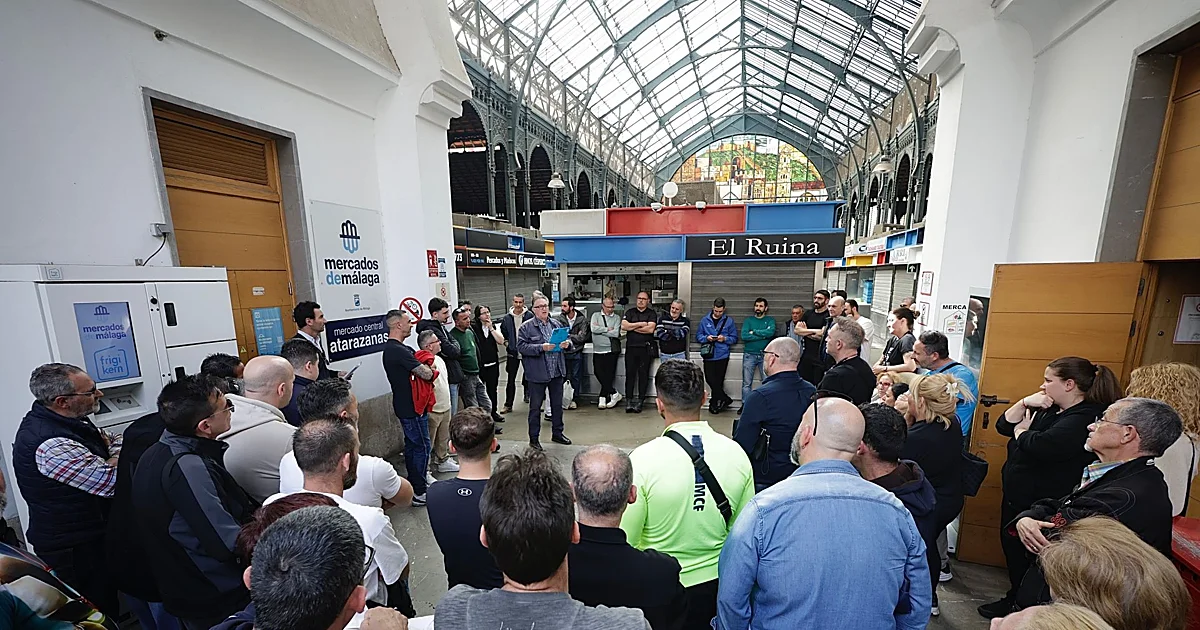 Los comerciantes de Atarazanas rechazan casi por unanimidad abrir por la tarde