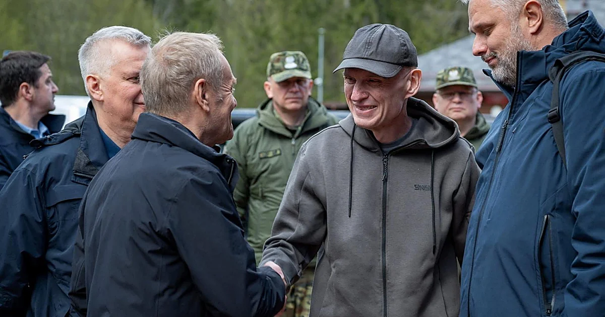 Bielorrusia y Polonia protagonizan un intercambio de prisioneros en el que es liberado el premio Sájarov Andrzej Poczobut