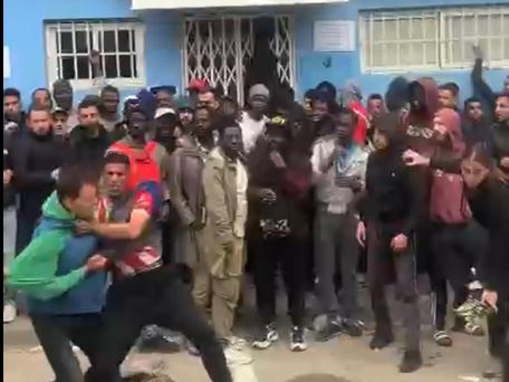 A puñetazos para obtener un certificado de vulnerabilidad en Murcia para la regularización de inmigrantes del Gobierno