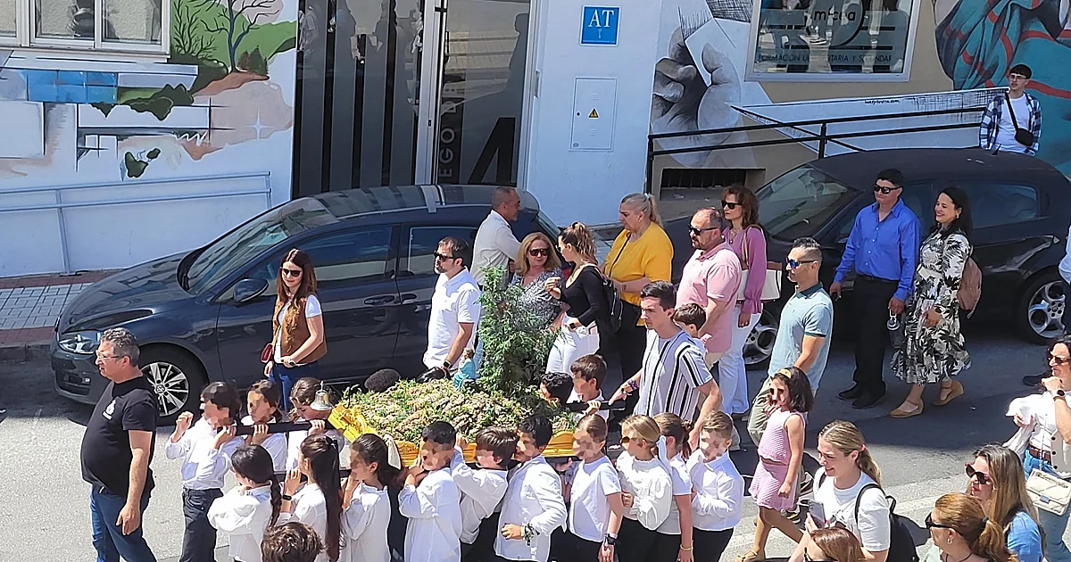 La Hermandad de la Crucifixión celebrará una procesión de tronos chicos