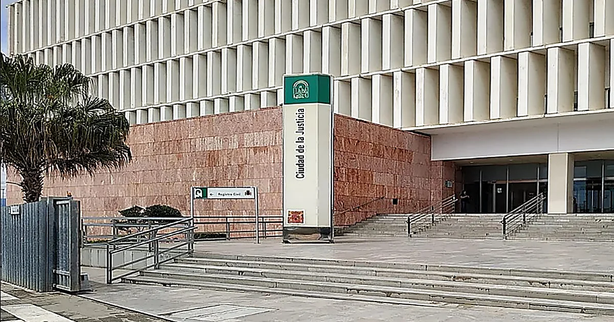 De baja por ansiedad y trabajando con excavadoras: el TSJA avala el despido de un delegado sindical en Málaga