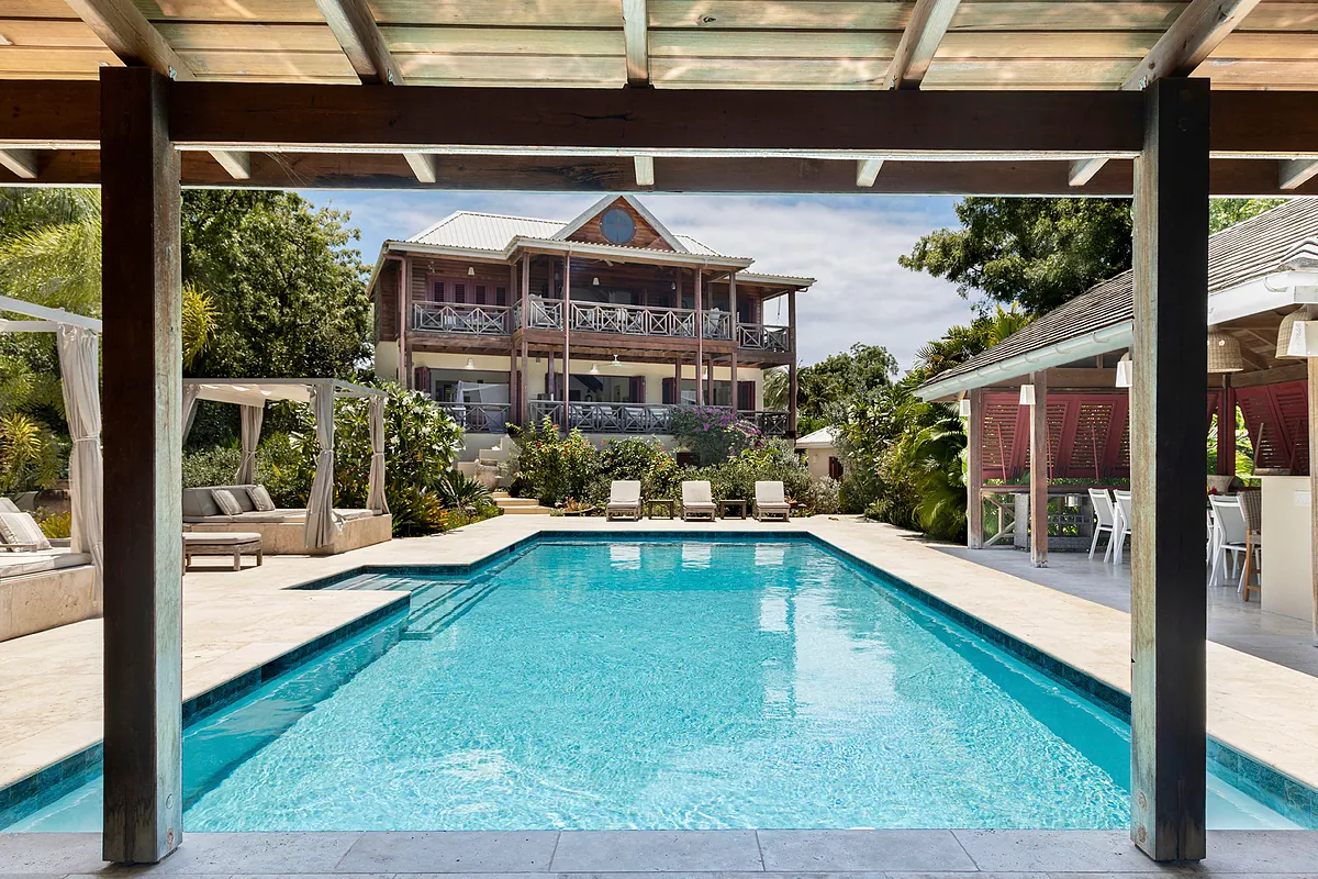 El euríbor sube en abril y encarece las hipotecas en 650 euros al año