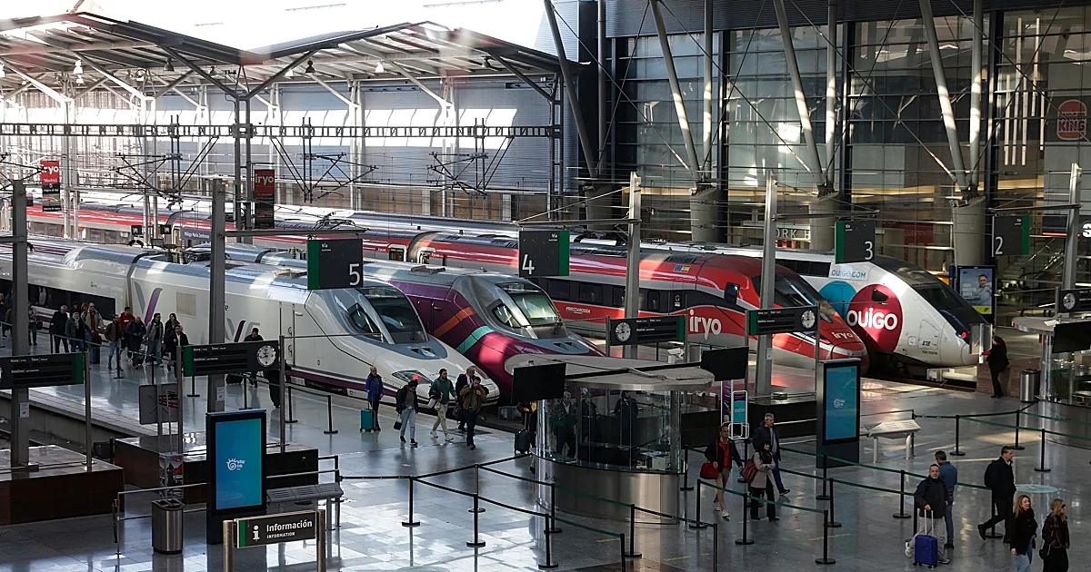 El primer AVE directo tras cuatro meses de corte de vía llegará a Málaga este jueves a mediodía