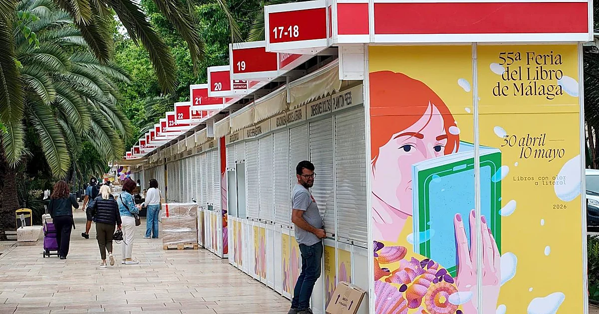 Música, lecturas y un bingo poético amplían la 55 Feria del Libro de Málaga en el Eduardo Ocón