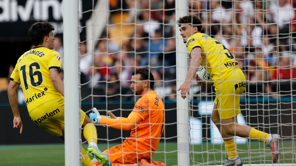 El Valencia sufre el 'mal de los goles suplentes': el equipo de la Liga que más recibe