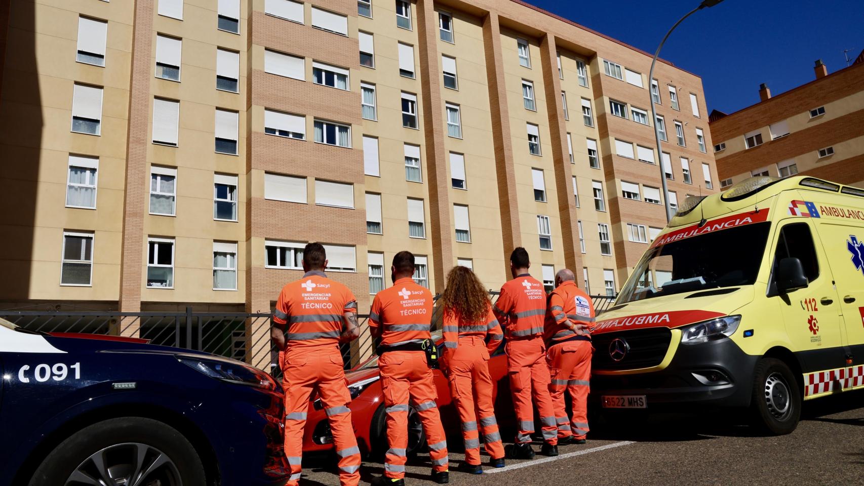 Salvado in extremis un hombre de 50 años tras quedar colgado 8 metros sobre un pozo de una nave en Salamanca