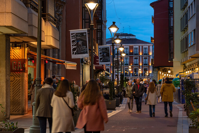 Un fenómeno silencioso se está gestando en Madrid: gente que se va a vivir a Valladolid y vuelve a trabajar en tren