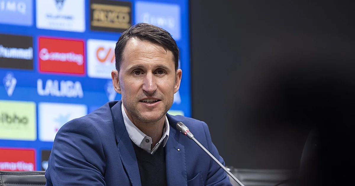 «El Málaga tiene futbolistas que van a jugar a un nivel alto de Primera», sostiene el técnico del Eibar