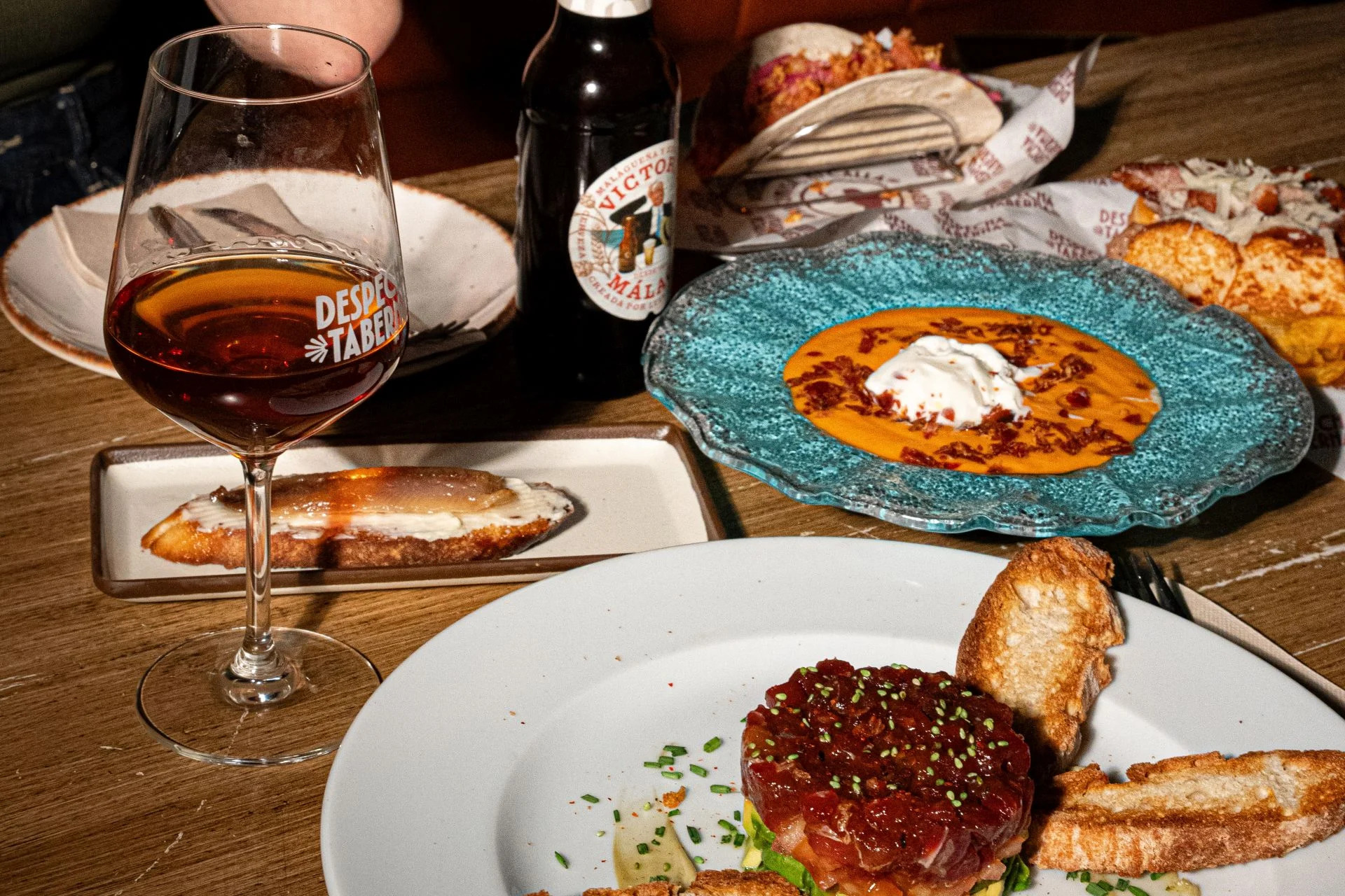 Despechá: the essence of a traditional tavern through a contemporary lens