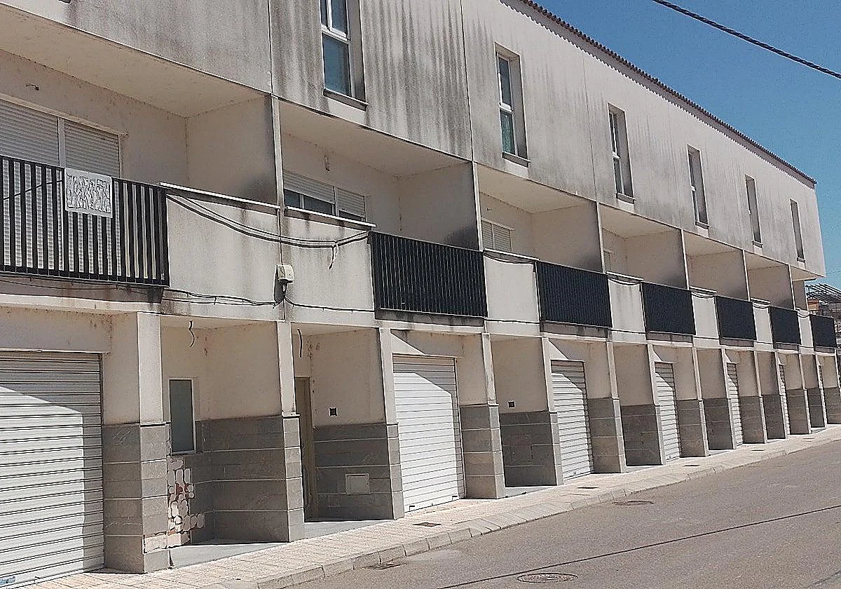 From sofas to suburbs: an entire street of houses in Spain is for sale on Wallapop