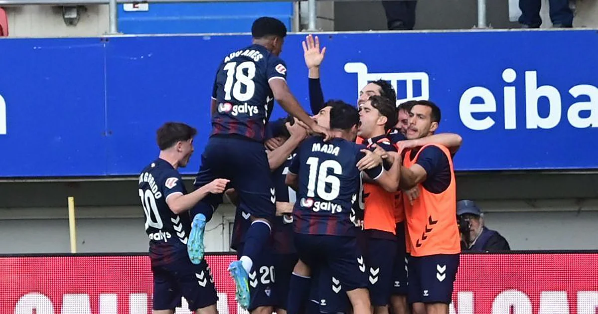 El Eibar, el equipo más en forma de Segunda amenaza los 'play-off'