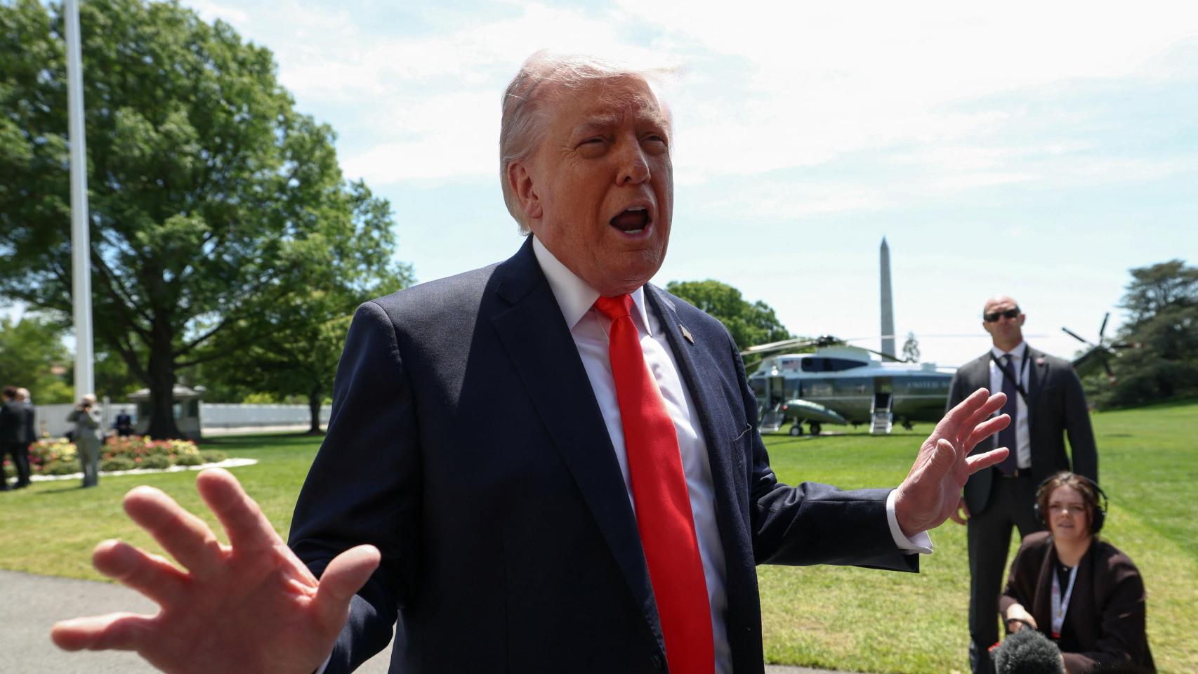 Trump dice que a España e Italia "les parece bien que Irán tenga armas nucleares" y que "eso no es muy inteligente"