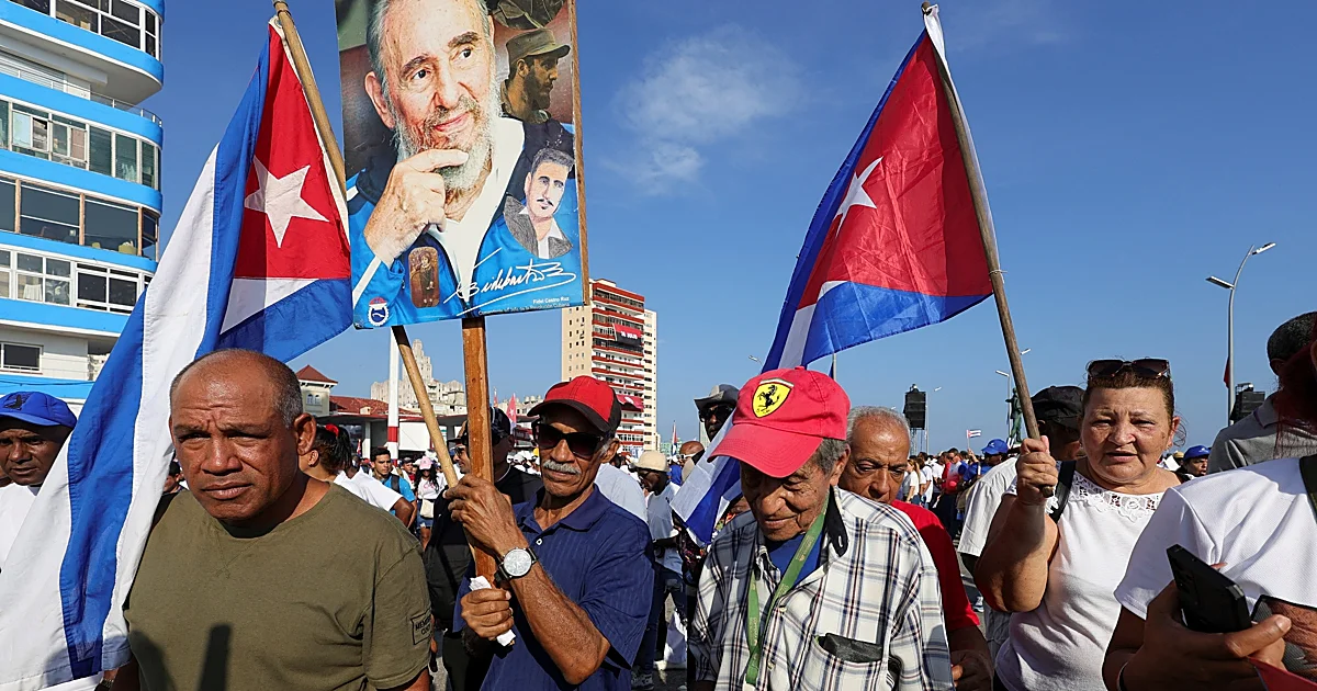 Washington endurece las sanciones a Cuba con bloqueos de divisas y viajes a quien negocie con el régimen